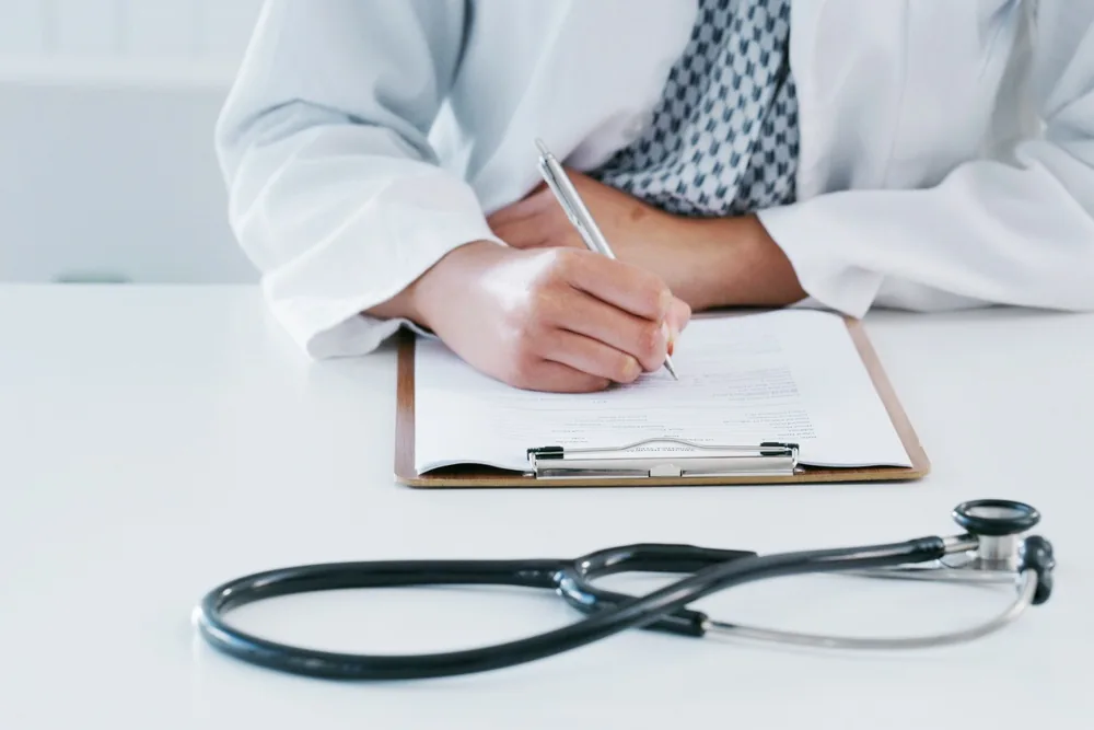 Sfeerbeeld bij beëdigde vertaling van gezondheidsverklaring